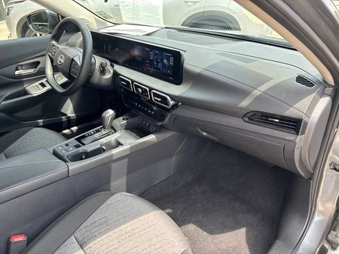 Used 2026 Nissan Sentra SV w/ Floor Mat Package FWD image 12