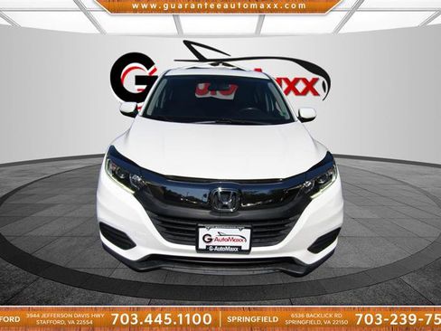 Used 2019 Honda HR-V LX image 2