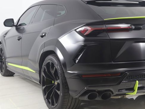 Used 2022 Lamborghini Urus image 38
