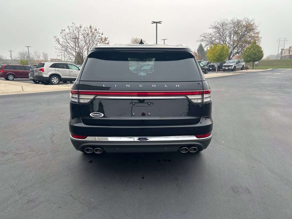 Certified 2020 Lincoln Aviator Reserve AWD/4WD image 7