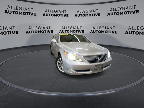 Used 2009 Lexus LS 460 image 4