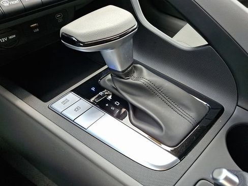 Certified 2024 Hyundai Elantra SEL FWD image 14