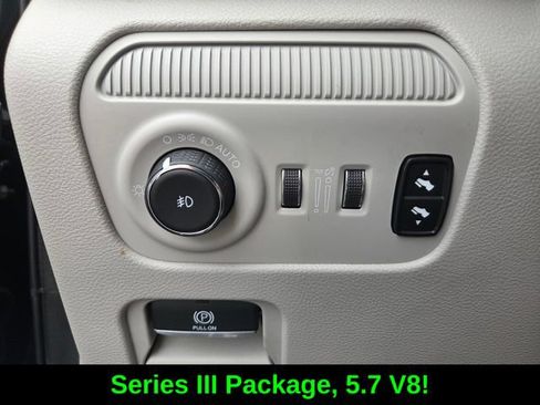 Used 2022 Jeep Wagoneer Series III w/ Convenience Group I RWD image 21