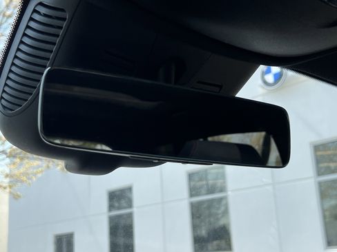 Certified 2025 Mercedes-Benz GLB 250 4MATIC image 27