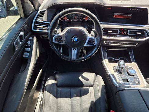 Used 2019 BMW X7 xDrive50i w/ Dynamic Handling Package AWD/4WD image 11