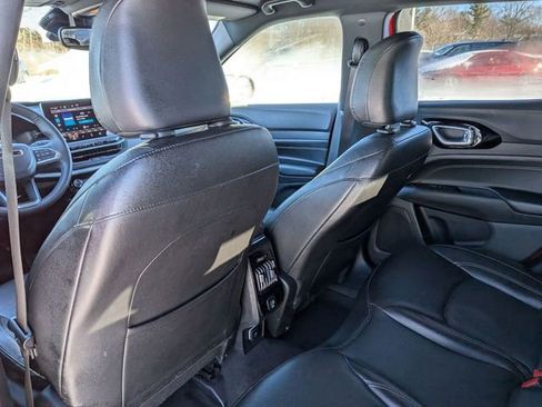 Certified 2023 Jeep Compass Limited image 25