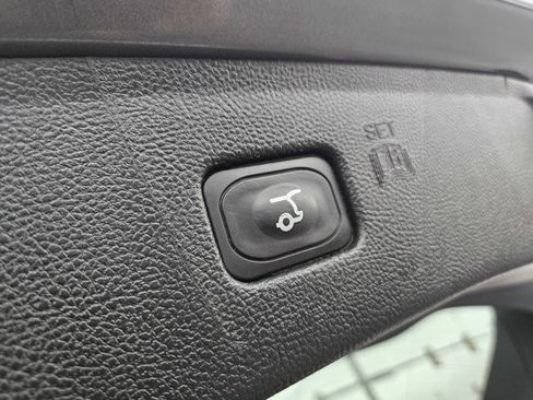 Certified 2024 Ford Edge Titanium image 36