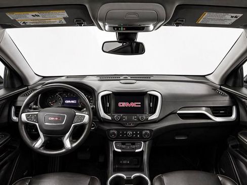 Used 2022 GMC Terrain SLT w/ Infotainment Package II AWD/4WD image 19