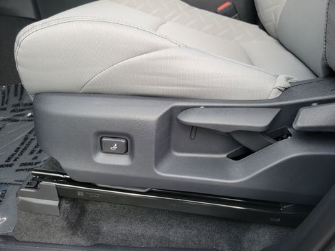 New 2026 Toyota Tacoma SR5 AWD/4WD image 21