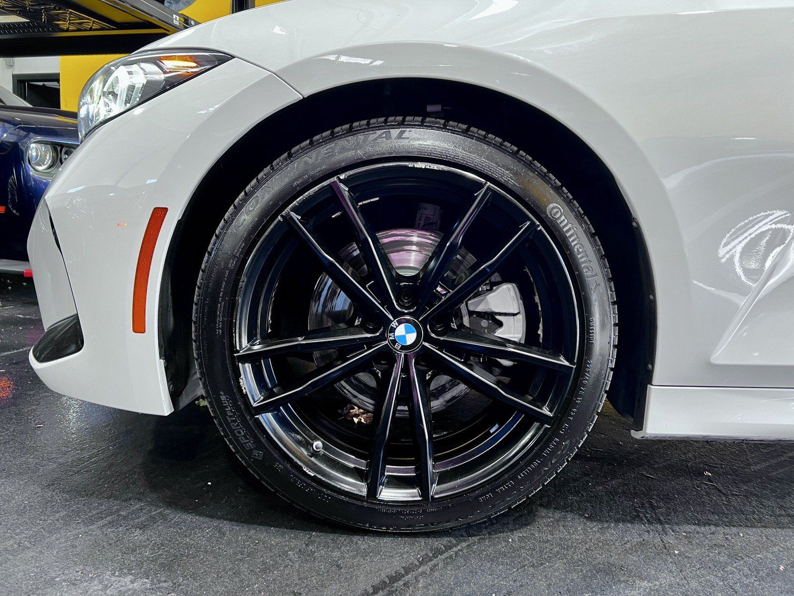 Used 2023 BMW 330i Sedan w/ M Sport Package RWD image 29