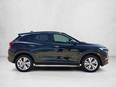 Used 2025 Buick Encore GX Preferred FWD image 4