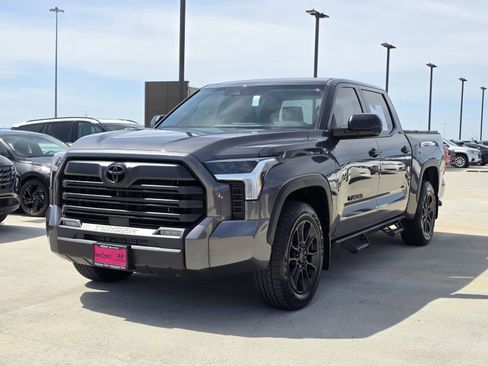 Used 2024 Toyota Tundra SR5 image 2