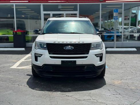 Used 2018 Ford Explorer Sport AWD/4WD image 2
