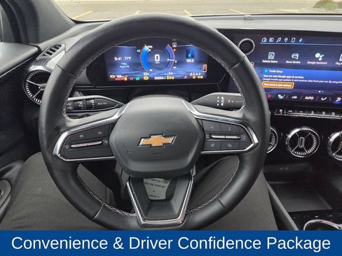 Used 2024 Chevrolet Blazer EV LT AWD/4WD image 19