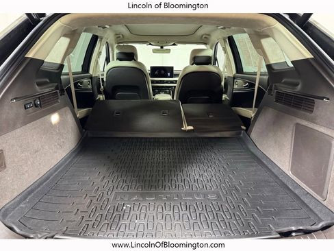 Certified 2021 Lincoln Nautilus Black Label image 60