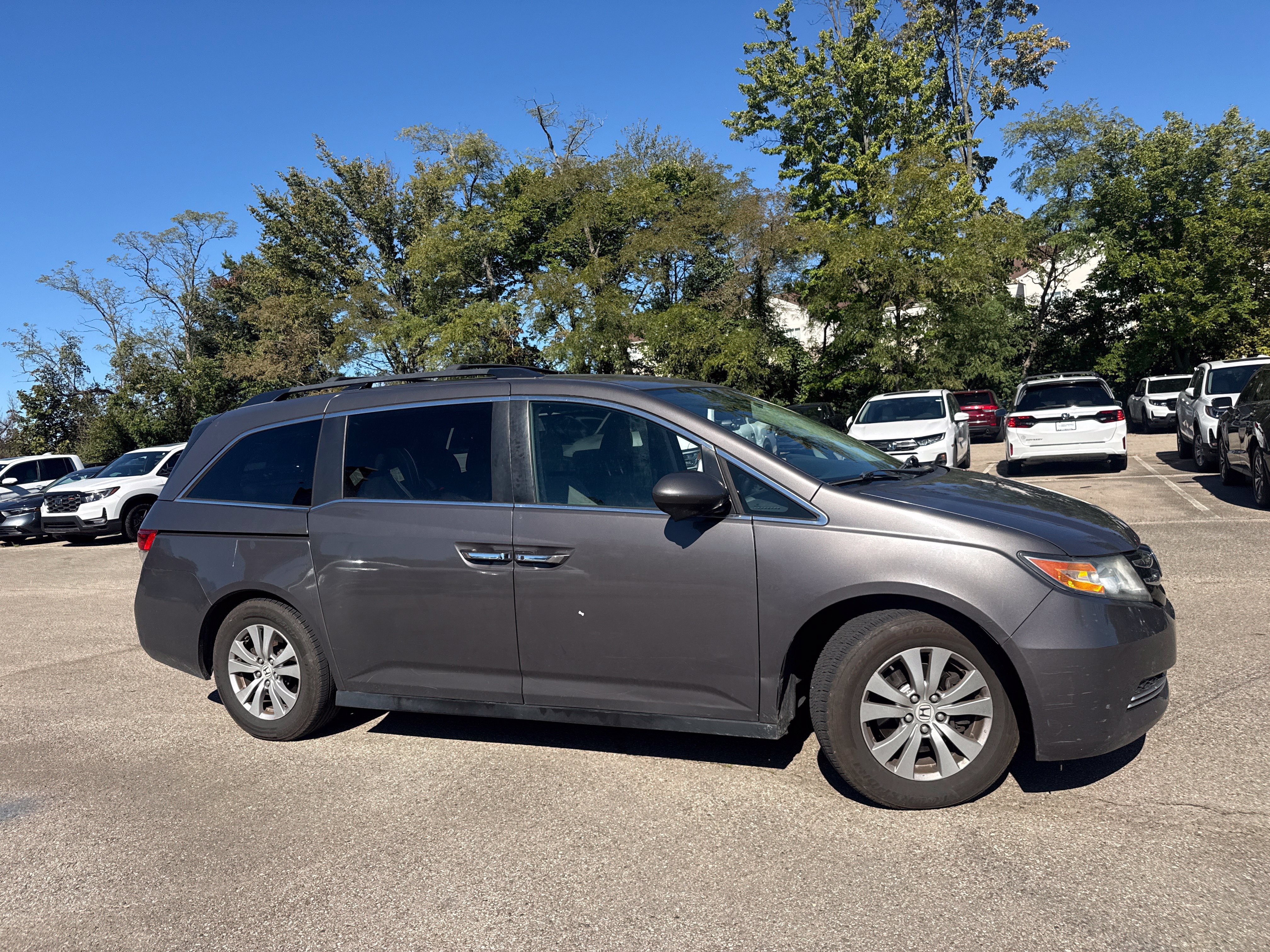 Used 2016 Honda Odyssey SE image 22