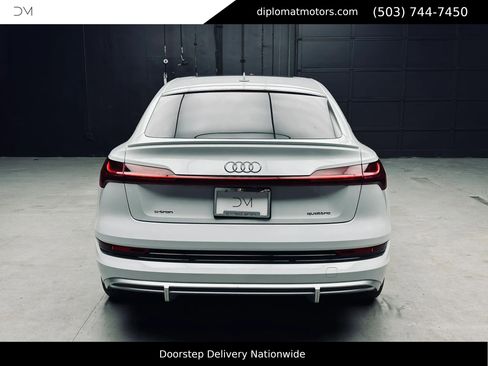 Used 2021 Audi e-tron Premium AWD/4WD image 6