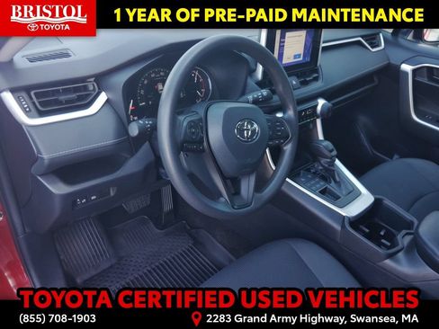 Used 2024 Toyota RAV4 LE AWD/4WD image 13