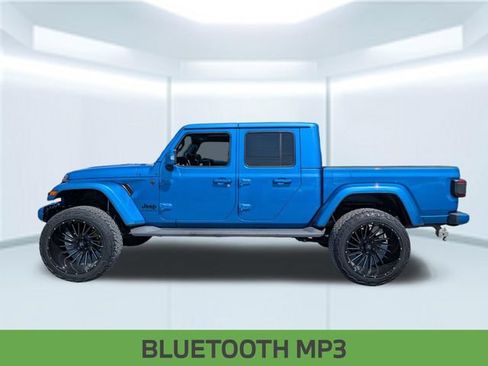 Used 2022 Jeep Gladiator Overland AWD/4WD image 3
