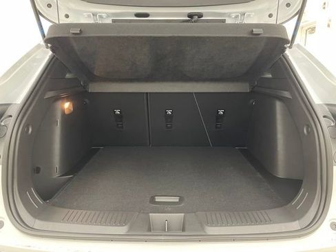 New 2026 Chevrolet Trax RS w/ Sunroof Package image 12