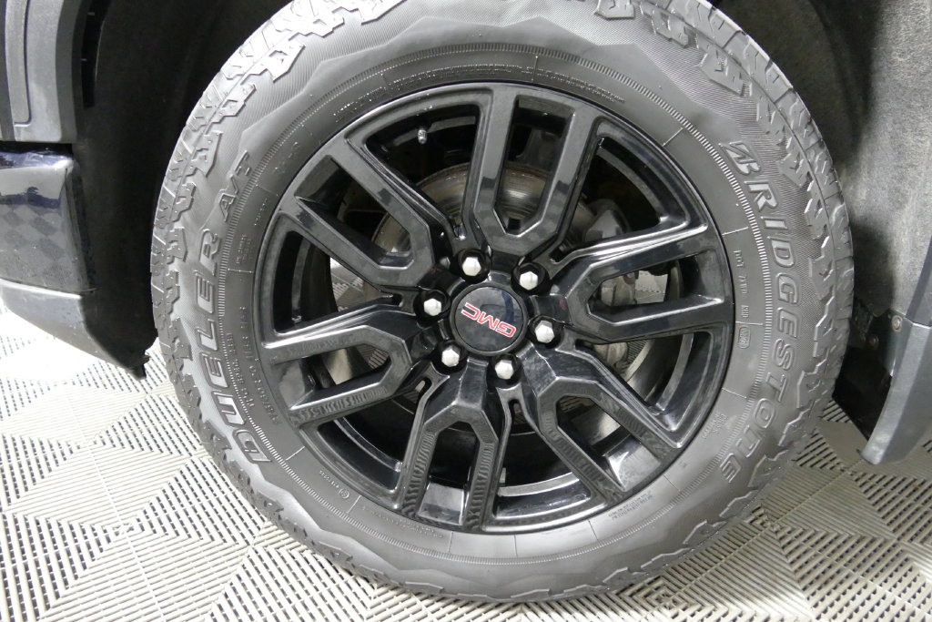 Used 2023 GMC Sierra 1500 Elevation AWD/4WD image 10