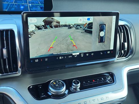 New 2026 Ford Expedition Platinum w/ Driver's Package image 14