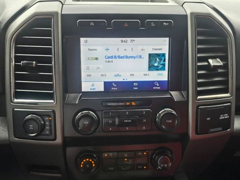 Used 2020 Ford F150 Raptor AWD/4WD image 9