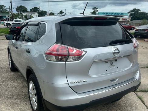 Used 2016 Nissan Rogue S FWD image 3