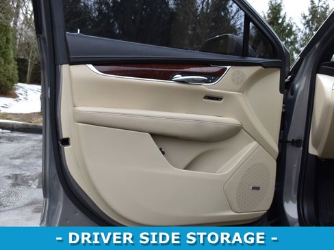 Used 2018 Cadillac XT5 Premium Luxury image 5