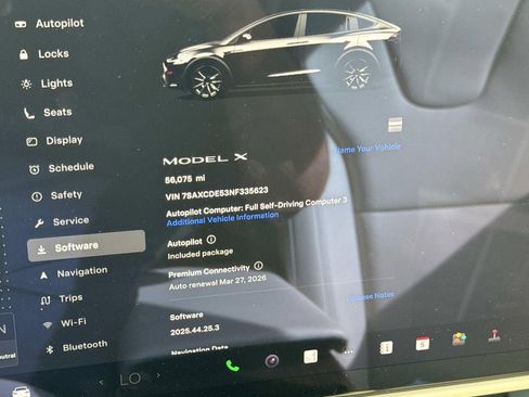 Used 2022 Tesla Model X image 23