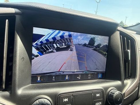 Used 2023 GMC Terrain AT4 w/ Infotainment Package II AWD/4WD image 8