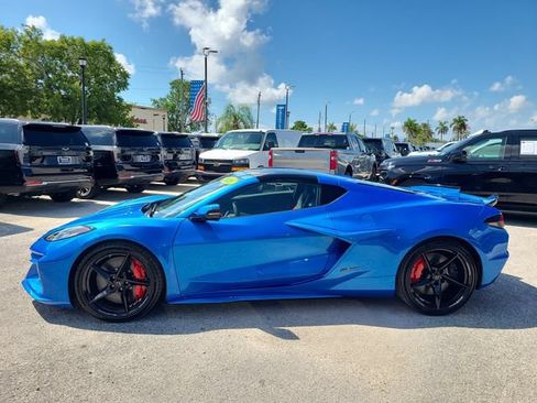 New 2026 Chevrolet Corvette E-Ray AWD/4WD image 2