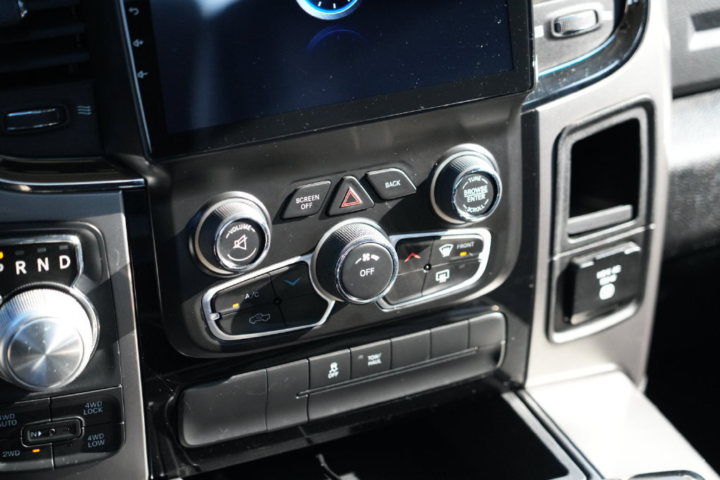 Used 2015 RAM 1500 Sport AWD/4WD image 19