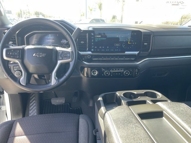 Used 2024 Chevrolet Silverado 1500 RST w/ Z71 Off-Road Package AWD/4WD image 19