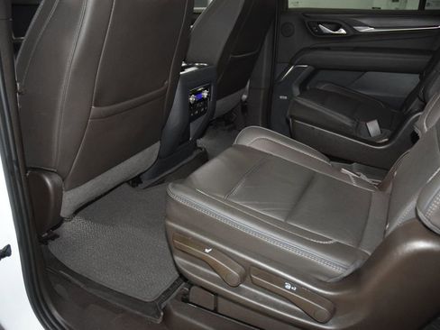Used 2023 GMC Yukon XL Denali w/ Denali Reserve Package AWD/4WD image 44