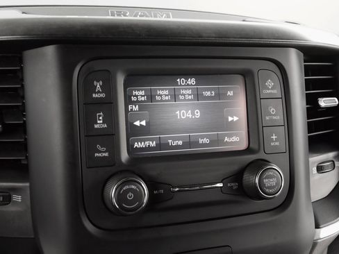 Certified 2022 RAM 1500 Big Horn image 30