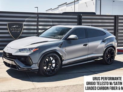 Used 2023 Lamborghini Urus Performante