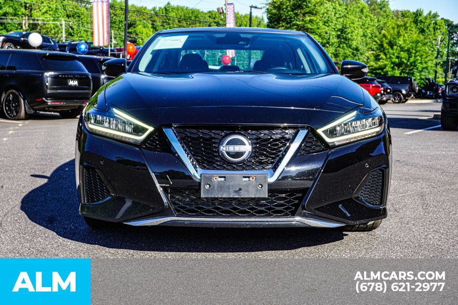 Used 2023 Nissan Maxima SL FWD image 9