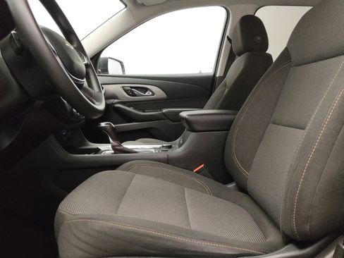 Used 2019 Chevrolet Traverse LS FWD image 17