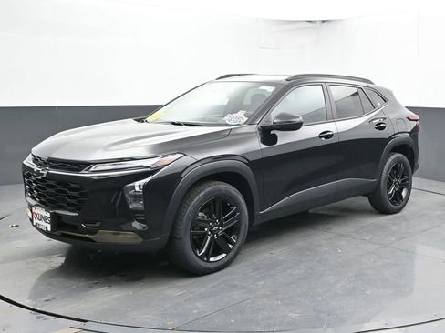 Used 2024 Chevrolet Trax ACTIV w/ Driver Confidence Package image 6