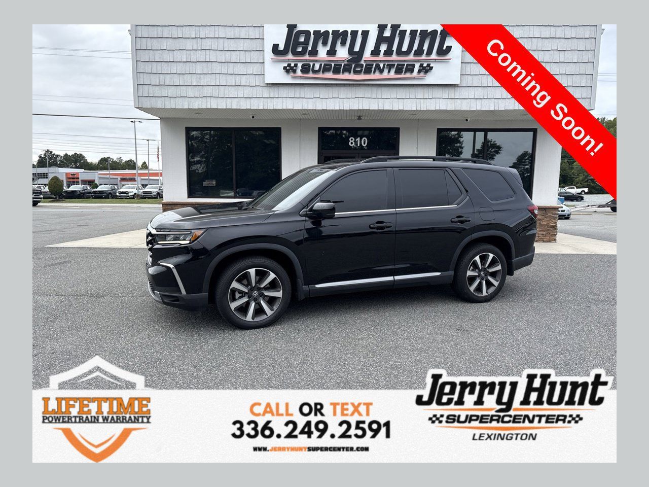 Used 2025 Honda Pilot Elite image 1