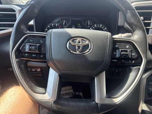 Used 2023 Toyota Tundra Limited AWD/4WD image 23