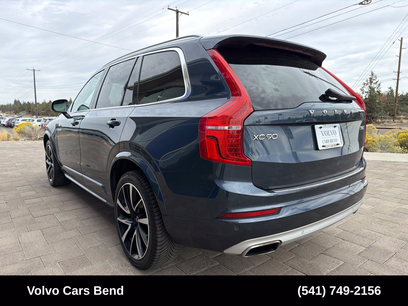 Used 2020 Volvo XC90 T6 Momentum w/ Protection Package Premier AWD/4WD image 5