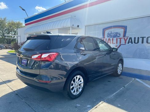 Used 2019 Chevrolet Equinox LS w/ LS Convenience Package image 29