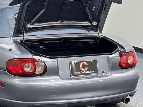 Used 2004 MAZDA MX-5 Miata MAZDASPEED w/ Grand Touring Pkg image 10