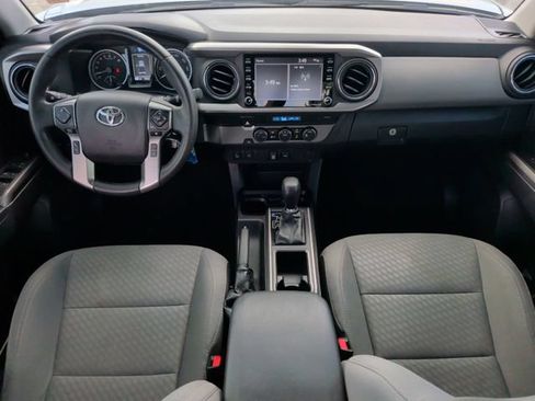 Used 2022 Toyota Tacoma SR5 w/ Technology Package RWD image 30