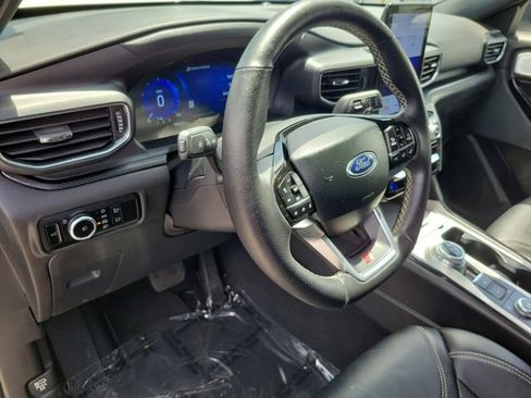 Used 2023 Ford Explorer ST w/ Equipment Group 401A AWD/4WD image 19