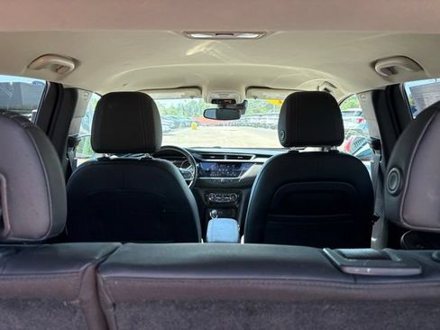 Used 2021 Buick Encore GX Essence w/ Sport Touring Package FWD image 33