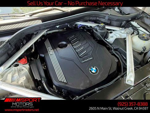 Used 2022 BMW X6 xDrive40i w/ Executive Package AWD/4WD image 34
