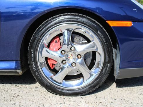 Used 2002 Porsche 911 Carrera 4S AWD/4WD image 10